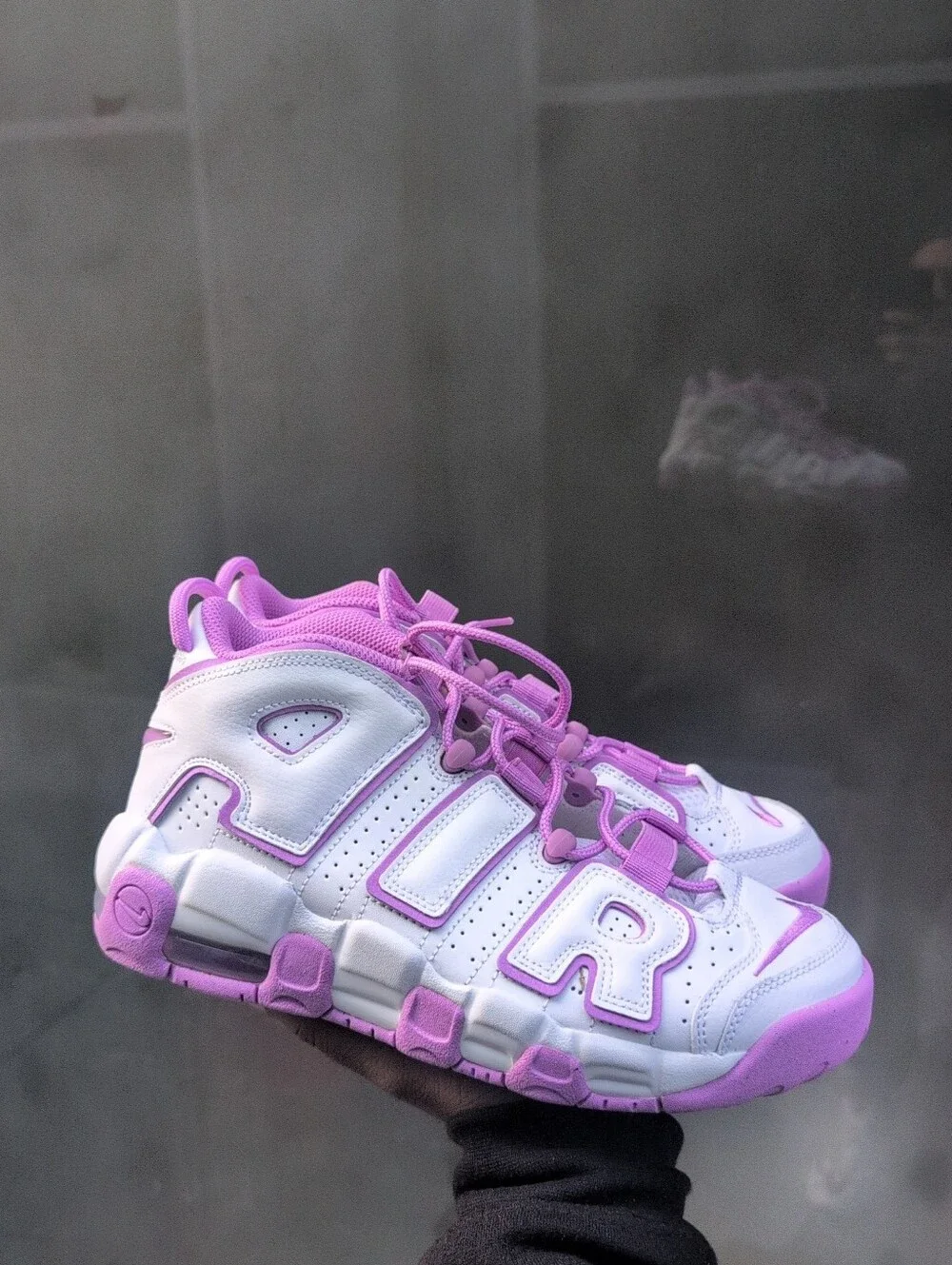 Kids Nike Air More Uptempo GS 'White Rush Fuchsia' sneakers FN6976-100 Size 6.5Y
